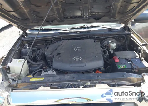 2012 Toyota Tacoma Prerunner V6 z USA, uszkodzony, nr VIN 3TMJU4GN5CM134778